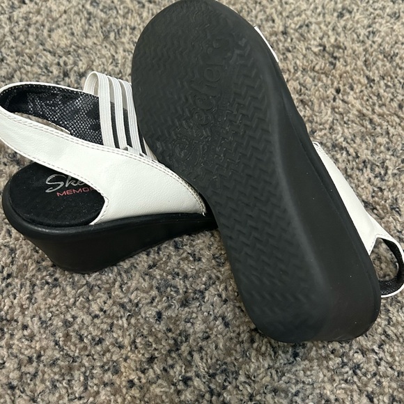 Skechers wedge sandals women’s size 7 - Picture 3 of 4